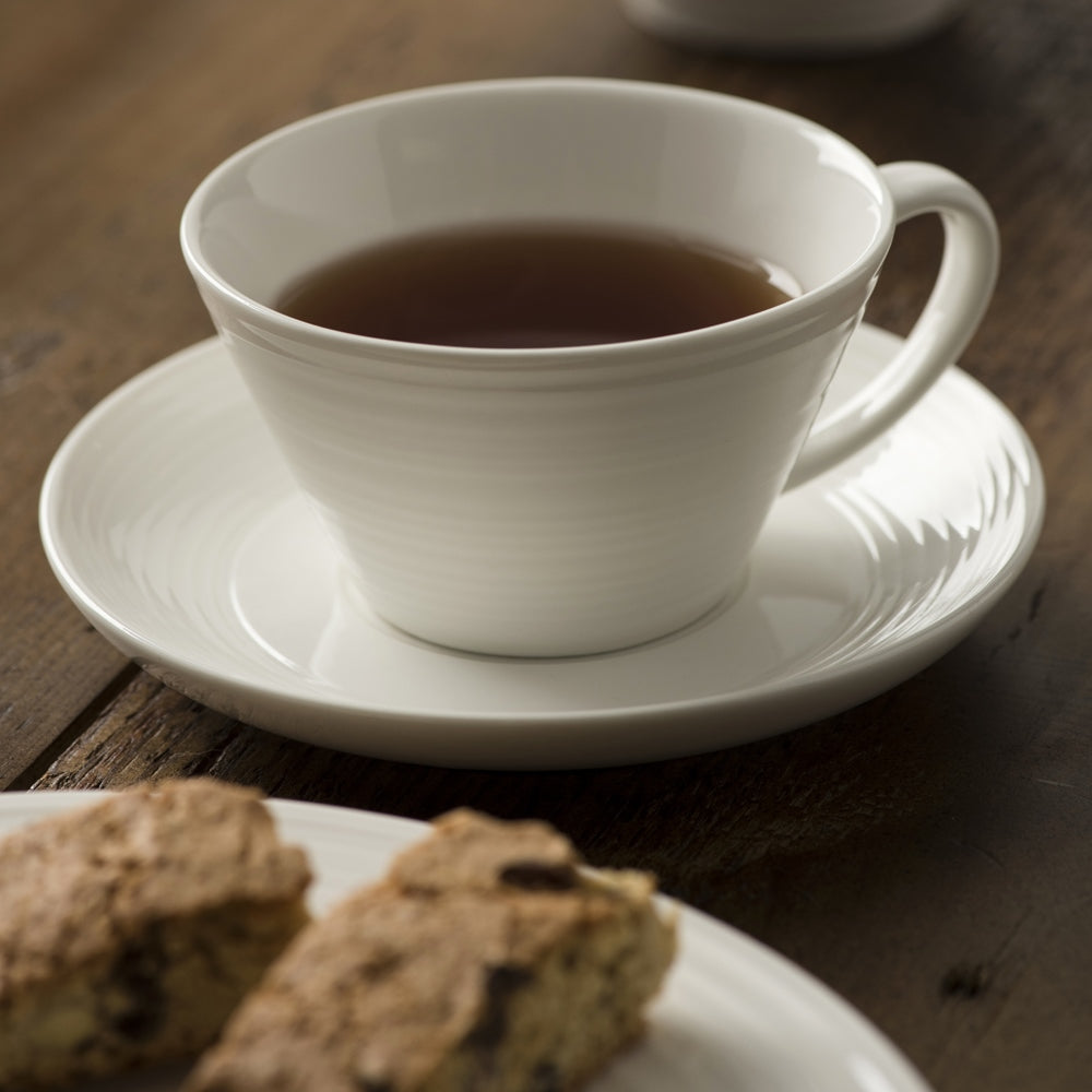 Tea Cups & Saucers – Belleek Pottery