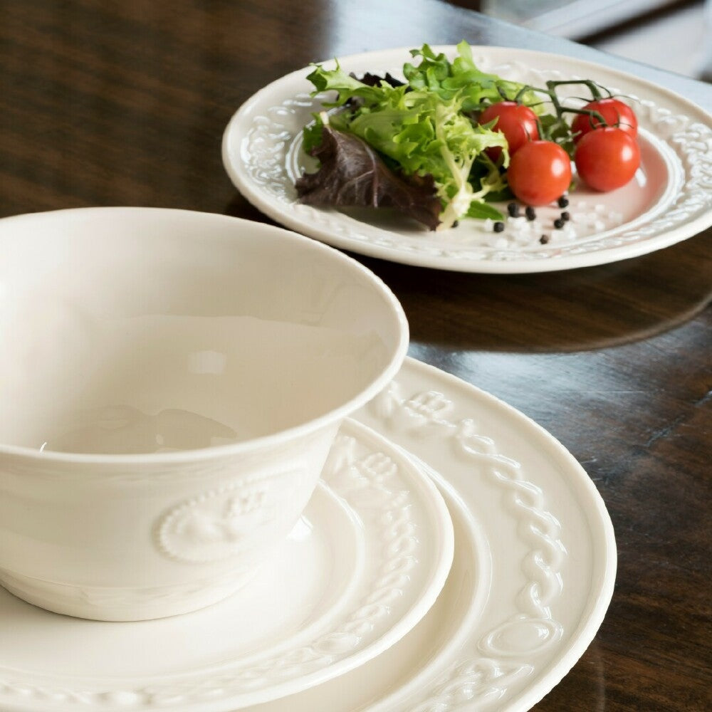 Belleek Classic Claddagh Serving Bowl