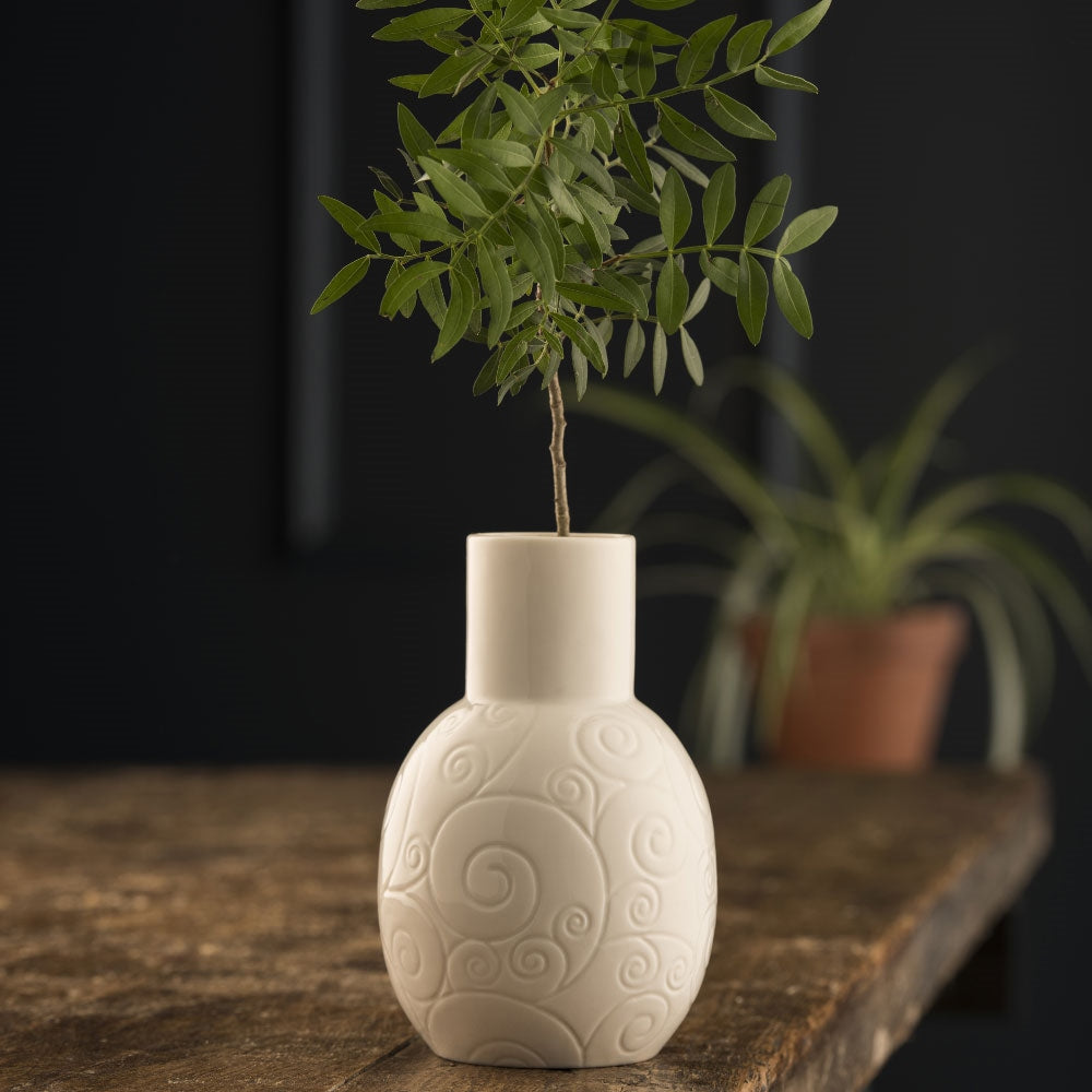 Belleek Living Swirl 6" Vase *ONLY AVAILABLE IN USA*