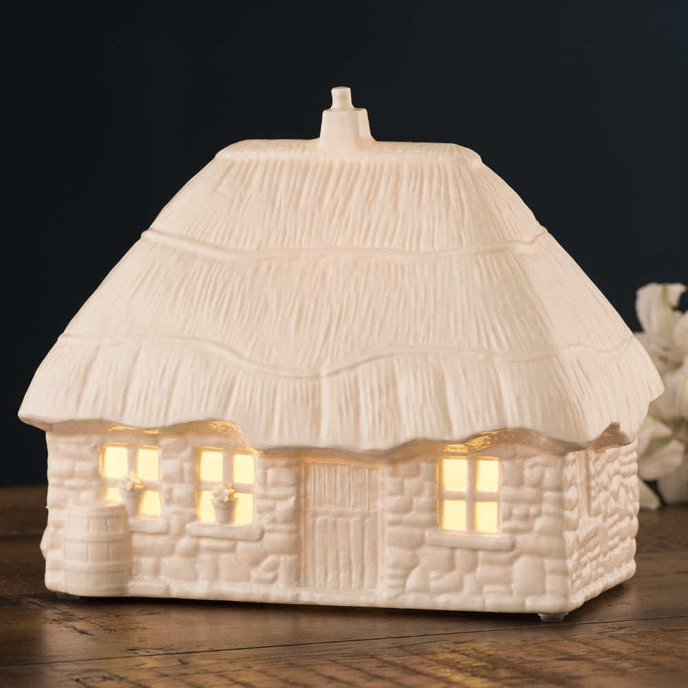 Belleek Classic Thatched Cottage Luminaire (US Fitting)