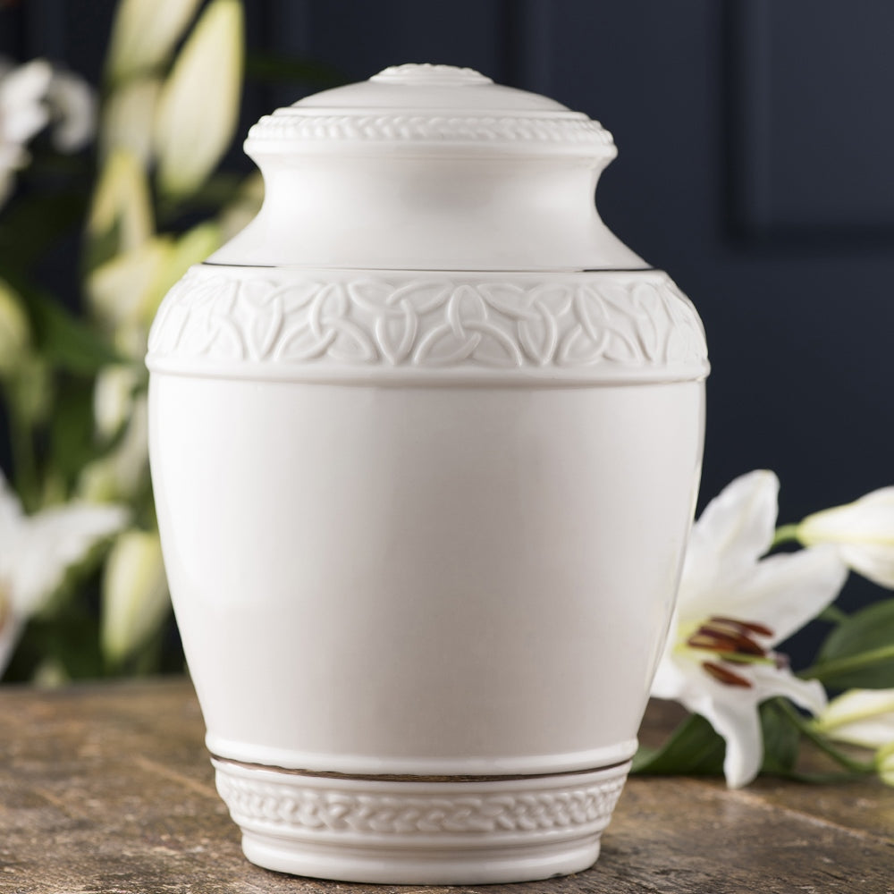 Belleek-Classic-Celtic-Urn