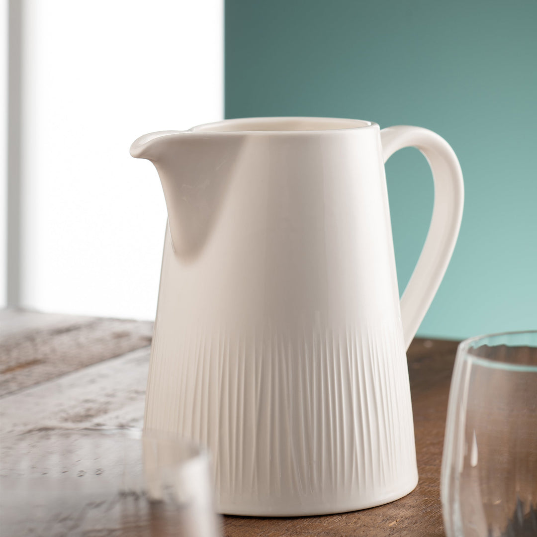 Erne Pitcher